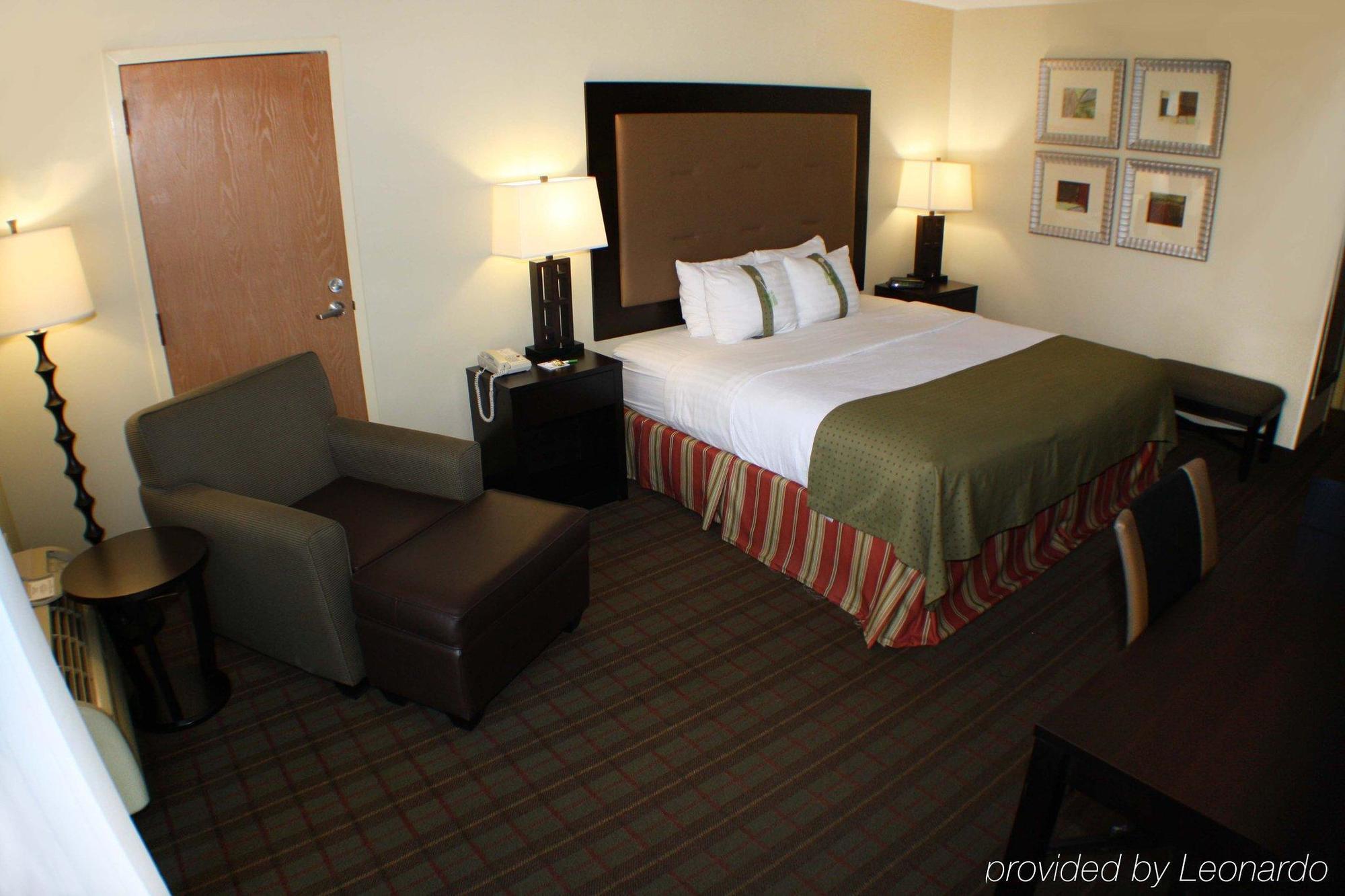 Holiday Inn Riverton-Convention Center By Ihg Exterior photo