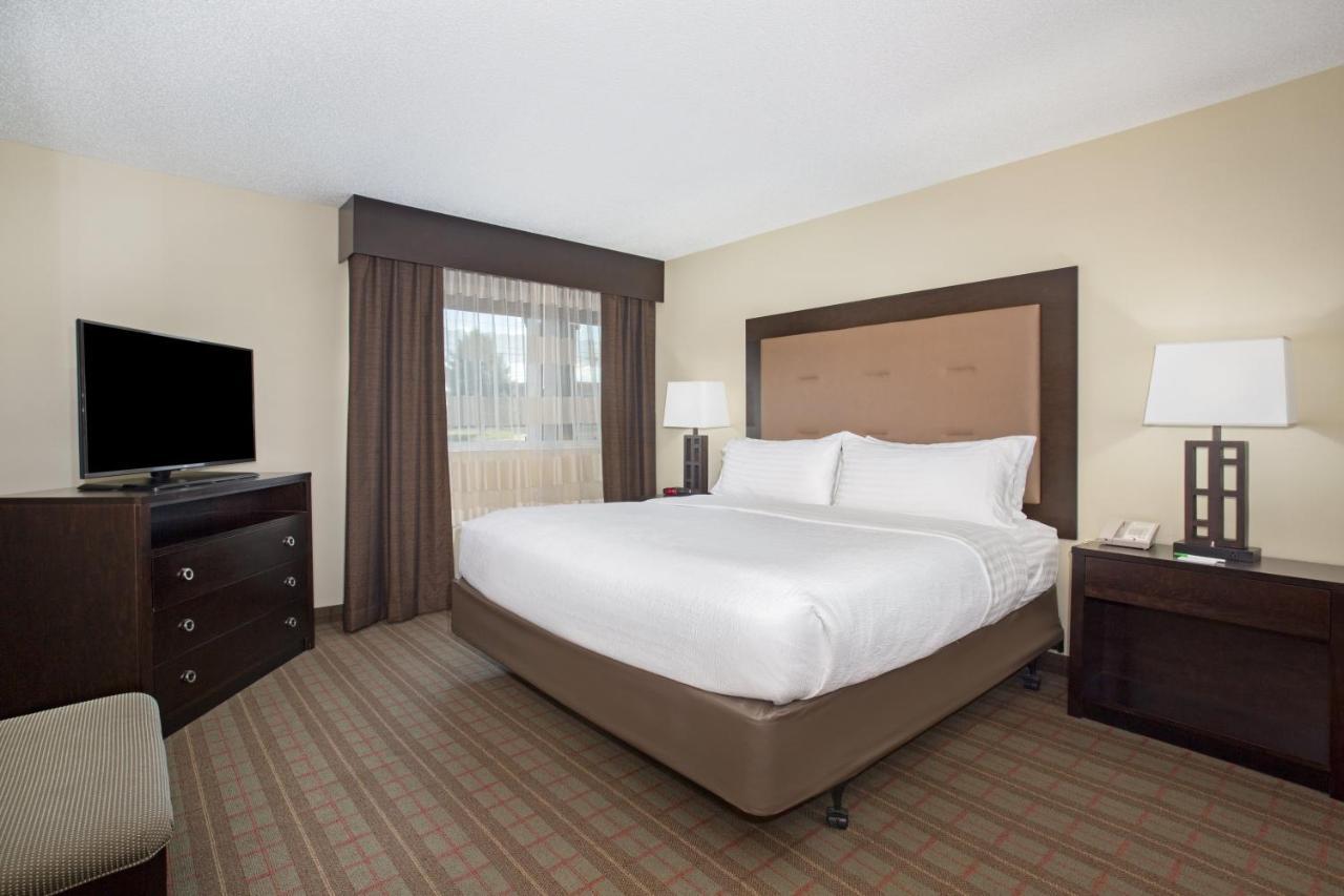 Holiday Inn Riverton-Convention Center By Ihg Exterior photo