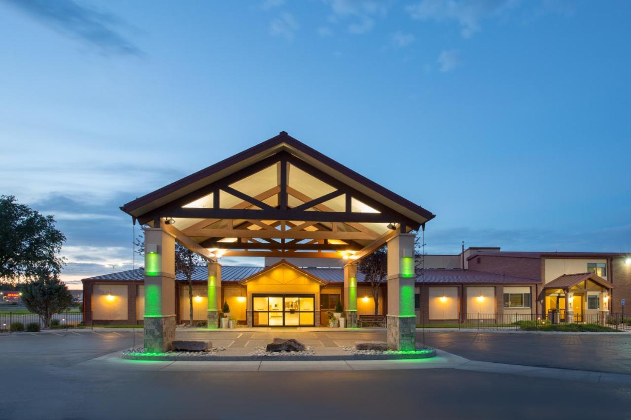 Holiday Inn Riverton-Convention Center By Ihg Exterior photo